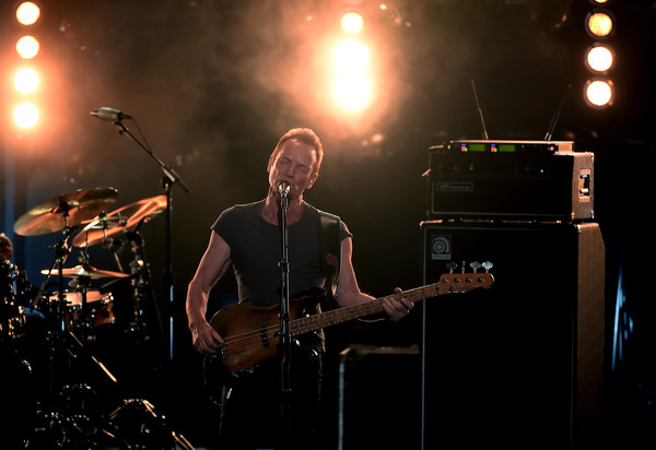 Терменвоксы в современной музыке, Sting Терменвоксы в современной музыке, Sting
